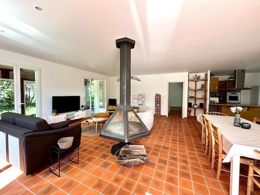 Maison Avec Piscine Caro  外观 照片